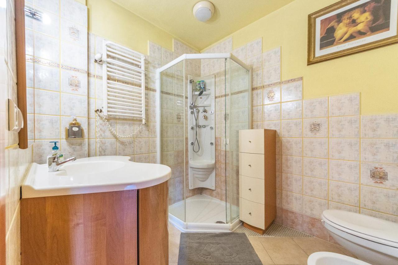 Hello Apartments Sw Ducha Гданск Екстериор снимка