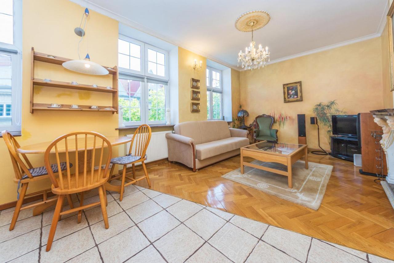 Hello Apartments Sw Ducha Гданск Екстериор снимка