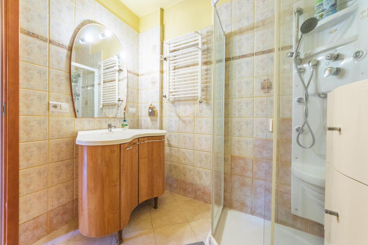 Hello Apartments Sw Ducha Гданск Екстериор снимка